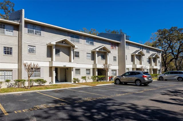 14422 REUTER STRASSE CIRCLE 112, Tampa, FL 33613