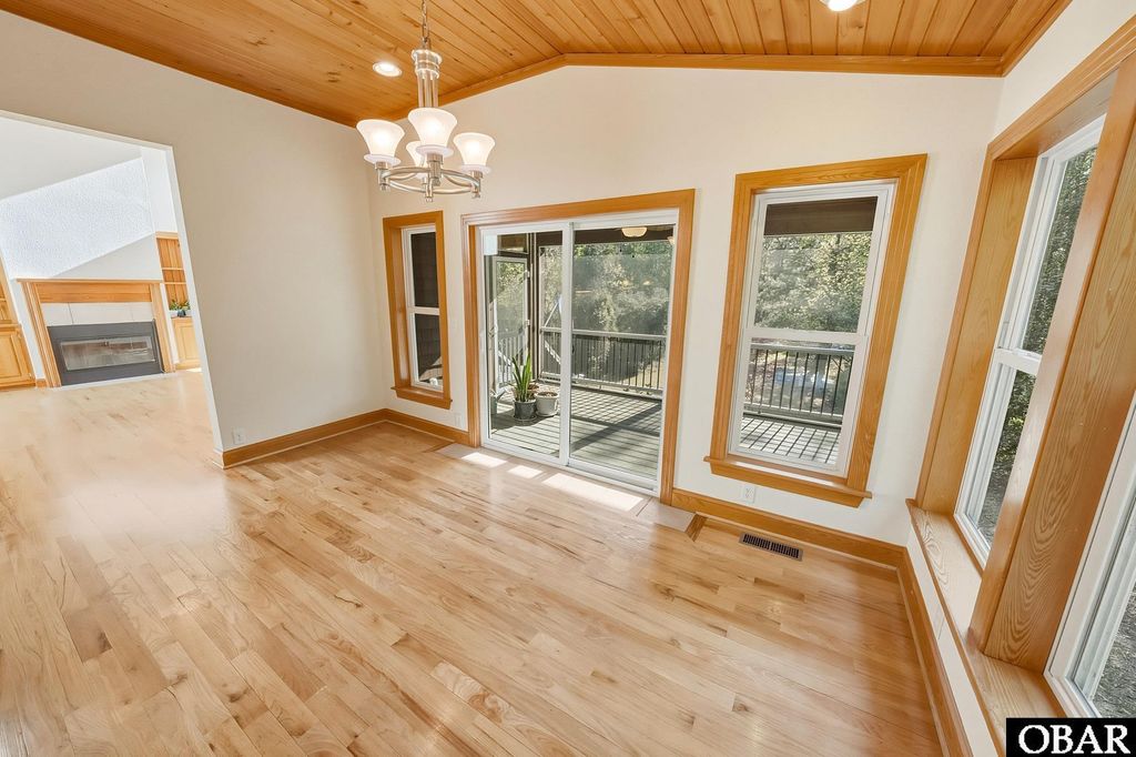 Image 15 of property listing at 83 Gravey Pond Lane Lot #445, Southern Shores, NC 27949