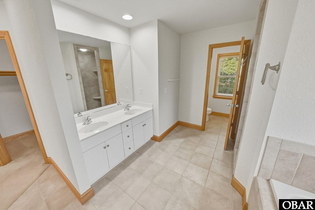 Image 21 of property listing at 83 Gravey Pond Lane Lot #445, Southern Shores, NC 27949