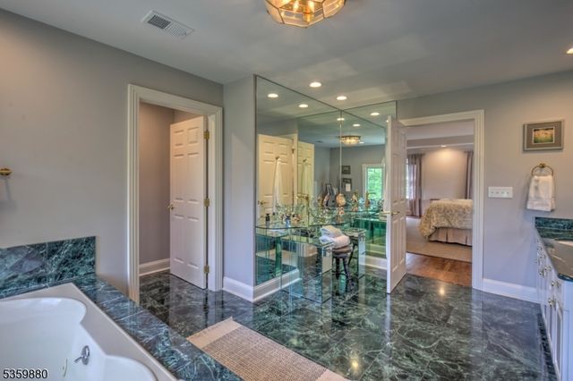 51 Post Kennel Rd, Bernardsville Boro, NJ 07931