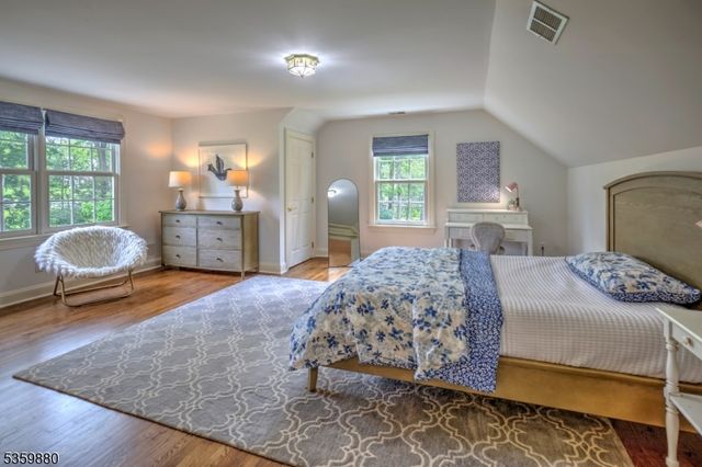 51 Post Kennel Rd, Bernardsville Boro, NJ 07931