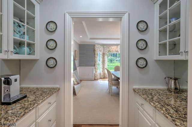 51 Post Kennel Rd, Bernardsville Boro, NJ 07931