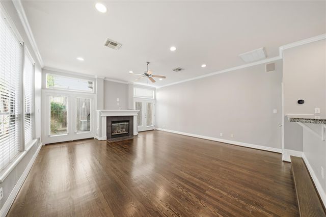 2304 Albans Road B, Houston, TX 77005