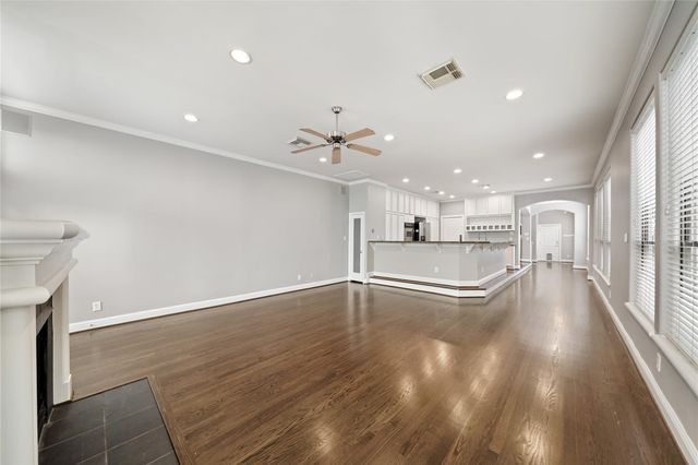 2304 Albans Road B, Houston, TX 77005