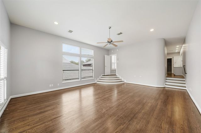 2304 Albans Road B, Houston, TX 77005