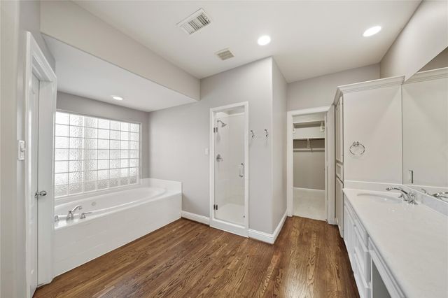 2304 Albans Road B, Houston, TX 77005