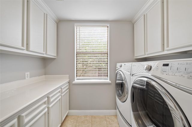 2304 Albans Road B, Houston, TX 77005