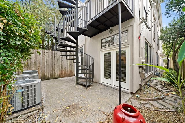 2304 Albans Road B, Houston, TX 77005