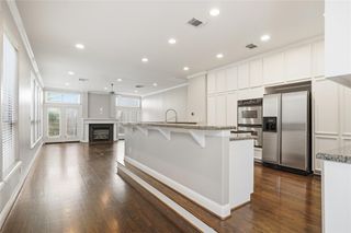 2304 Albans Road B, Houston, TX 77005