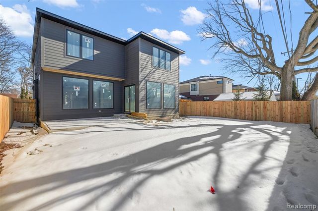 1850 Shipman Boulevard, Birmingham, MI 48009