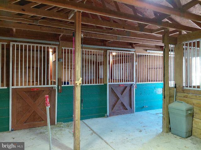 91 STEWART RD, Pilesgrove, NJ 08098