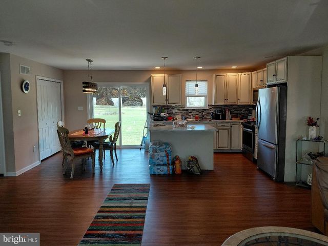 91 STEWART RD, Pilesgrove, NJ 08098