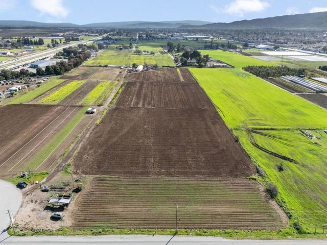 Buena Vista Avenue, Gilroy, CA 95020