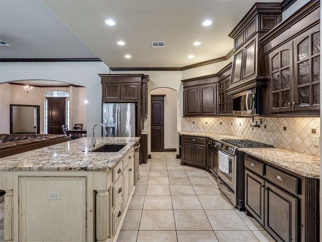 1508 NW 175th Court, Edmond, OK 73012