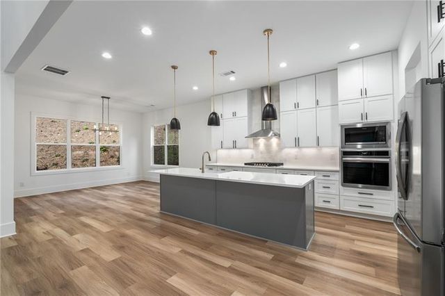 7252 Creekside Way, Jefferson, GA 30549