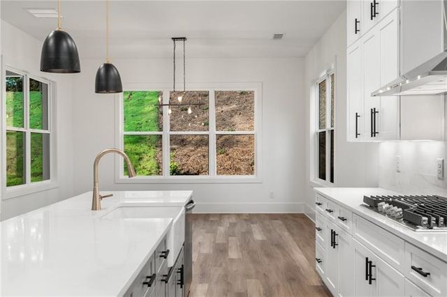 7252 Creekside Way, Jefferson, GA 30549