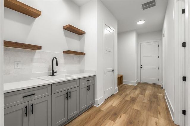 7252 Creekside Way, Jefferson, GA 30549