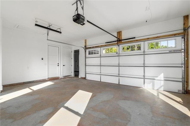 7252 Creekside Way, Jefferson, GA 30549