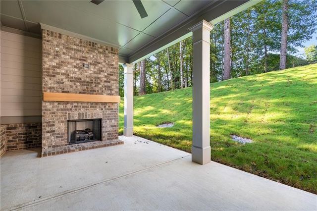 7252 Creekside Way, Jefferson, GA 30549