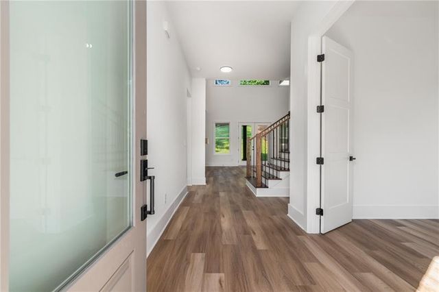 7252 Creekside Way, Jefferson, GA 30549