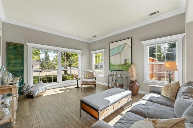 3994 Sea Lavender Court, Redding, CA 96001
