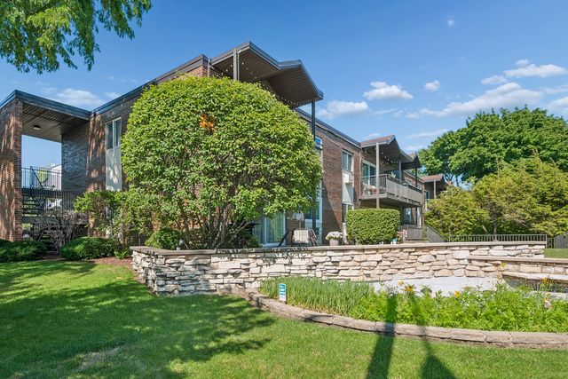 6359 N Ridge Avenue 206, Chicago, IL 60660