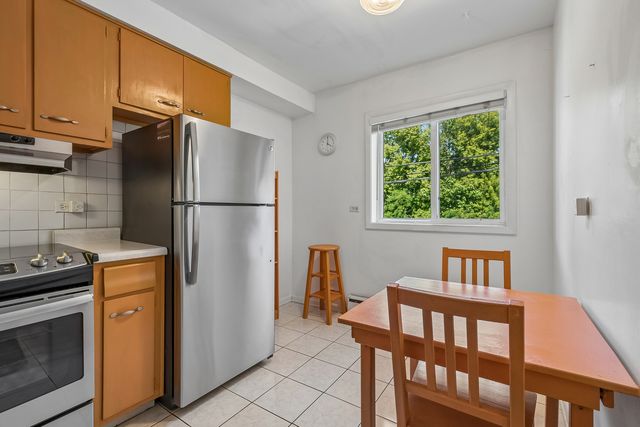 6359 N Ridge Avenue 206, Chicago, IL 60660