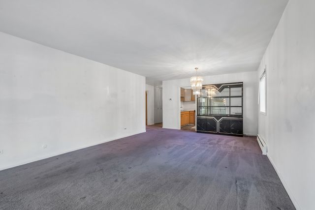 6359 N Ridge Avenue 206, Chicago, IL 60660