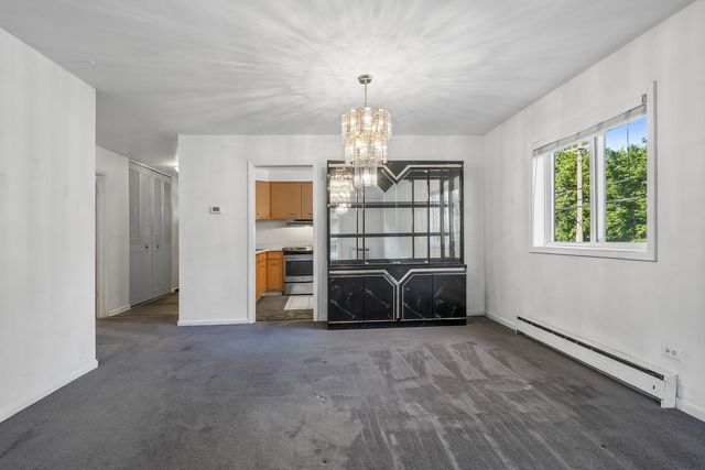 6359 N Ridge Avenue 206, Chicago, IL 60660