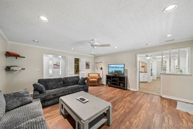1712 Glendale Road, Sapulpa, OK 74066