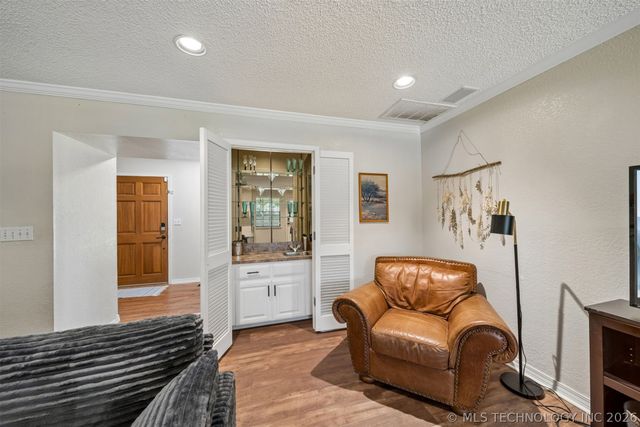 1712 Glendale Road, Sapulpa, OK 74066