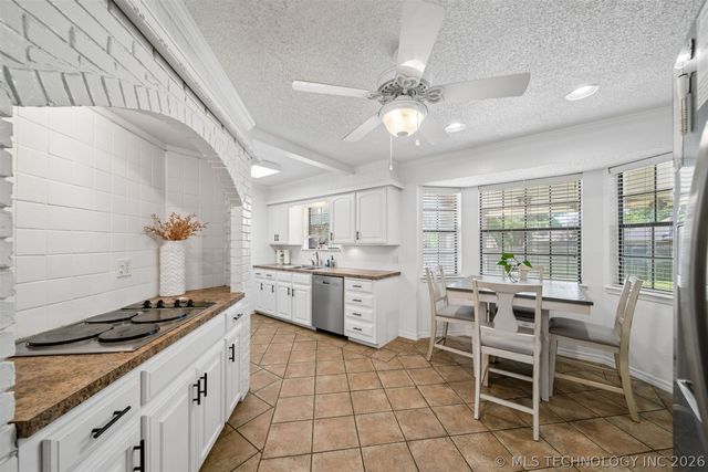 1712 Glendale Road, Sapulpa, OK 74066