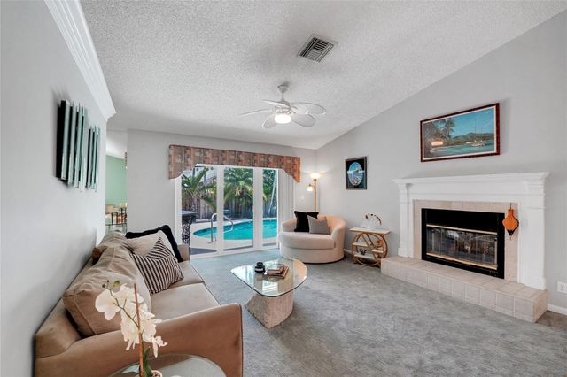 9811 NW 53rd Court, Coral Springs, FL 33076