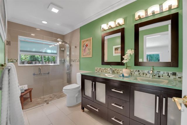 9811 NW 53rd Court, Coral Springs, FL 33076