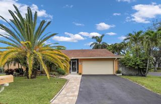 9811 NW 53rd Court, Coral Springs, FL 33076