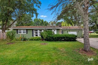 3105 Still Hill Drive, Mchenry, IL 60050