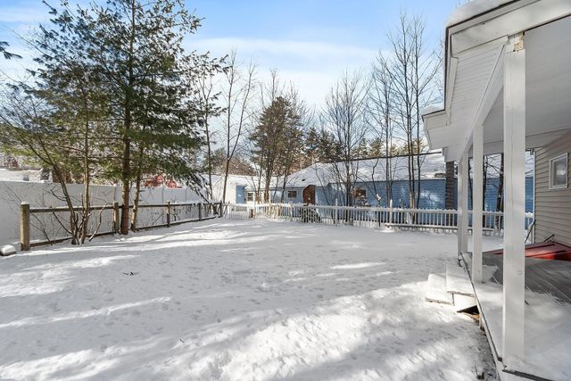 40 Grove Avenue, Salem, NH 03079