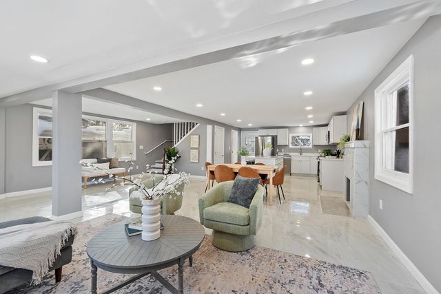 40 Grove Avenue, Salem, NH 03079