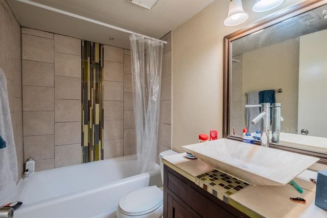3506 Speedway ST 301, Austin, TX 78705