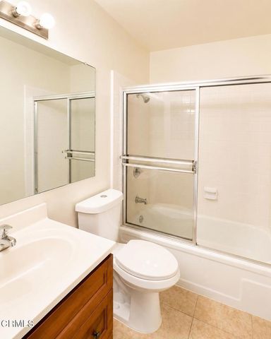 2585 Rudder Avenue, Port Hueneme, CA 93041