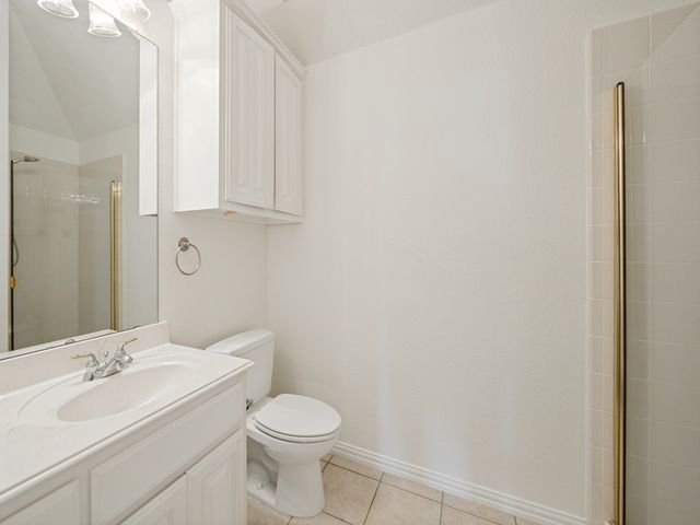 931 Park Forest Drive, Hurst, TX 76053