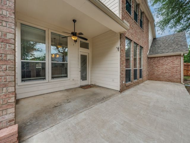 931 Park Forest Drive, Hurst, TX 76053
