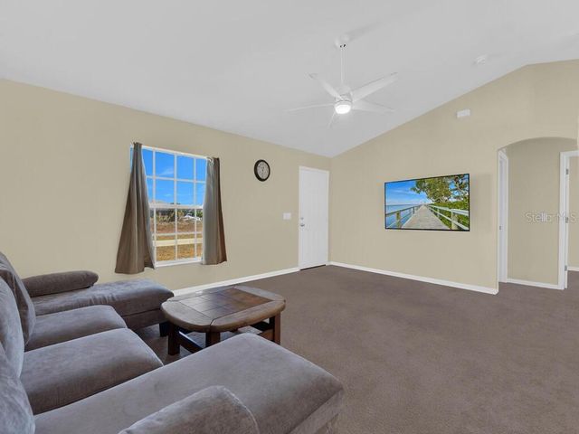 2120 SW 28TH TERRACE, Cape Coral, FL 33914