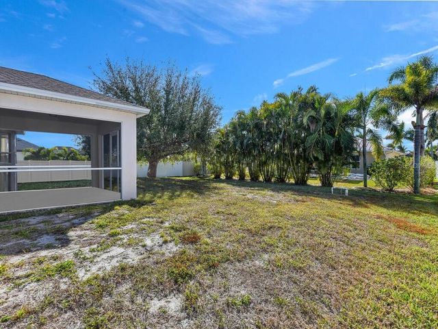 2120 SW 28TH TERRACE, Cape Coral, FL 33914