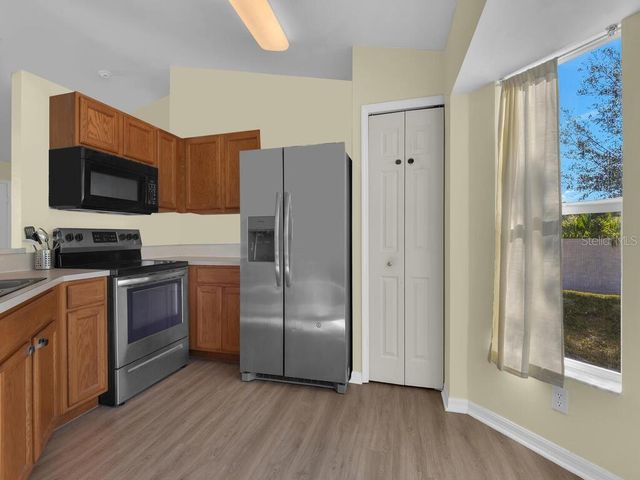 2120 SW 28TH TERRACE, Cape Coral, FL 33914