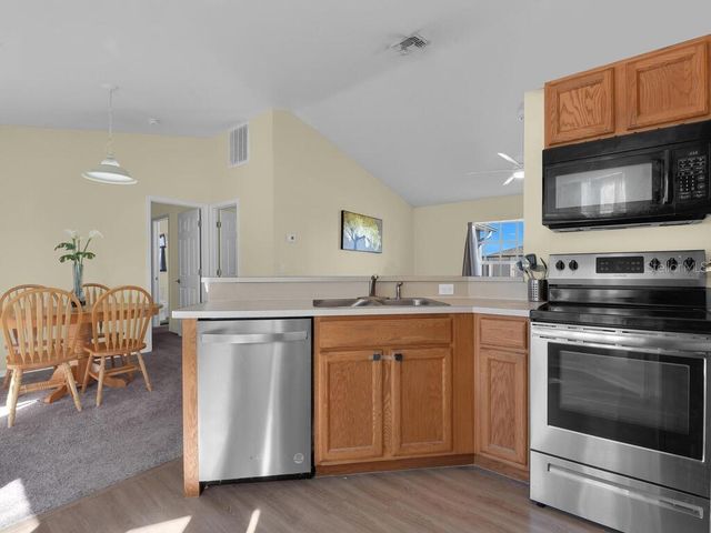 2120 SW 28TH TERRACE, Cape Coral, FL 33914