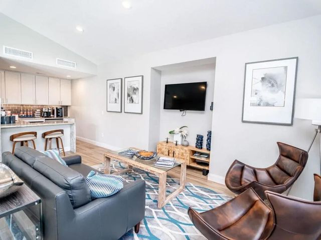 4211 Clay Hill Drive 1214, Houston, TX 77084