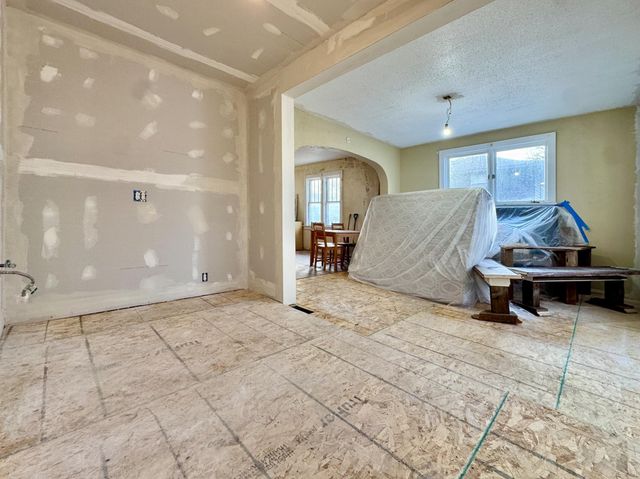 512 Harriet Lane, Albert Lea, MN 56007