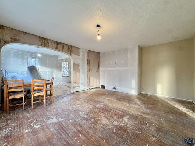 512 Harriet Lane, Albert Lea, MN 56007