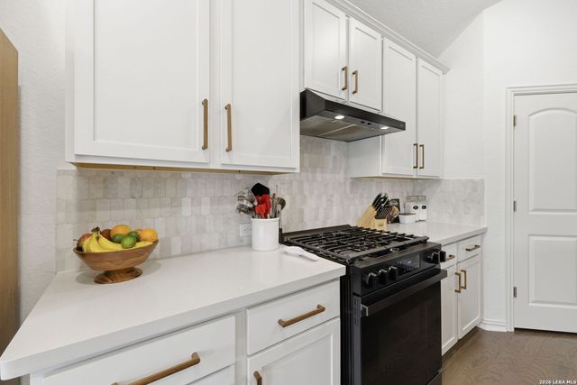 117 DOVETAIL ST, Boerne, TX 78006